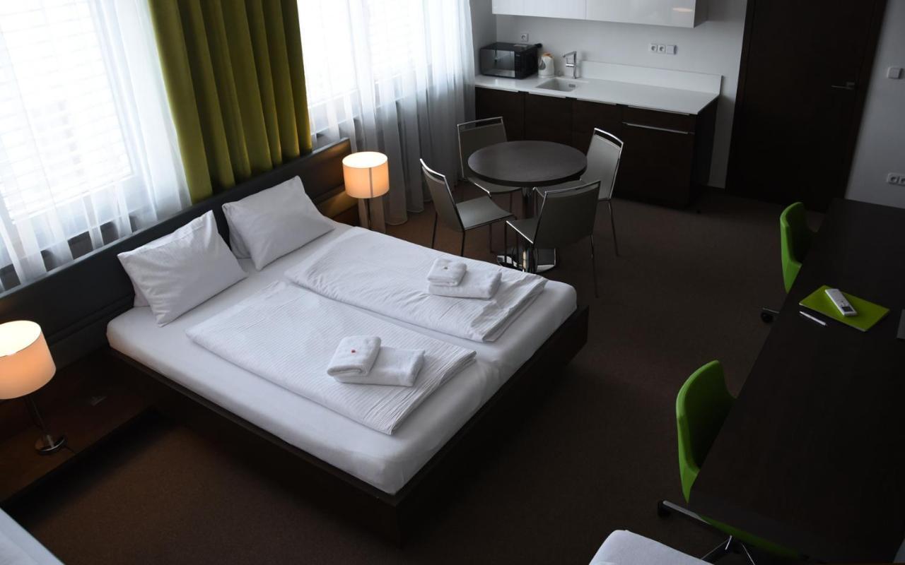 Hotel Harmony Medical & Wellness-Free Parking, 1,8Km From The Center Kroměříž Kültér fotó