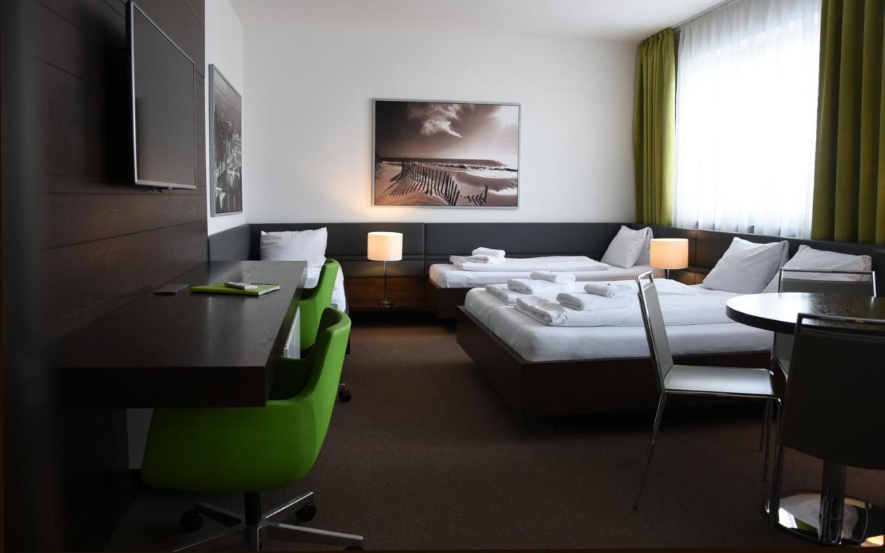 Hotel Harmony Medical & Wellness-Free Parking, 1,8Km From The Center Kroměříž Kültér fotó