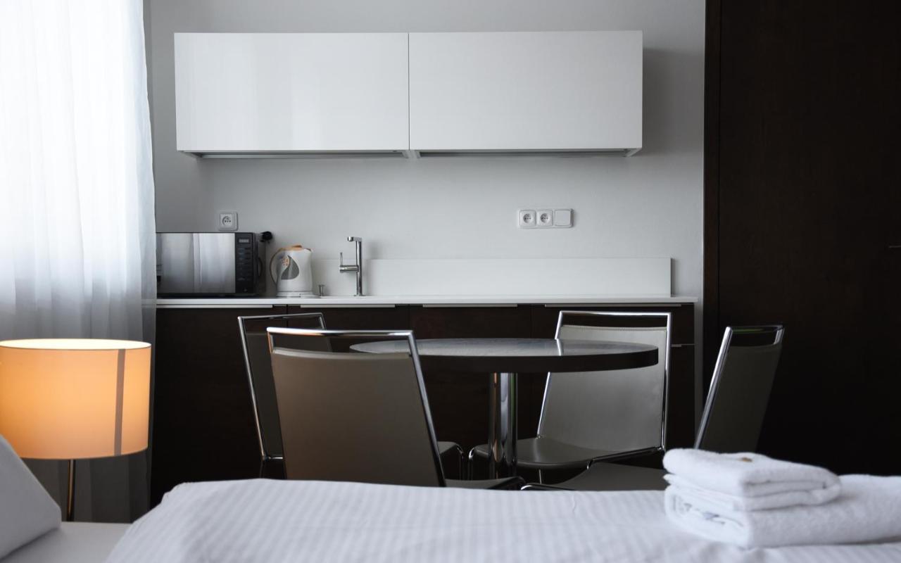 Hotel Harmony Medical & Wellness-Free Parking, 1,8Km From The Center Kroměříž Kültér fotó